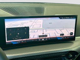 BMW 3 Series 330i NA Sedan 2026