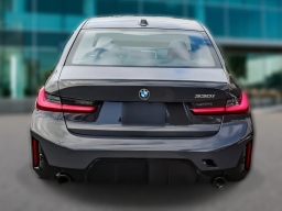 BMW 3 Series 330i NA Sedan 2026