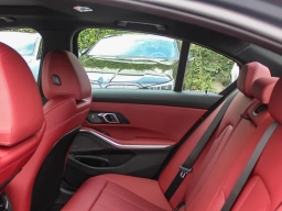 BMW 3 Series 330i NA Sedan 2026