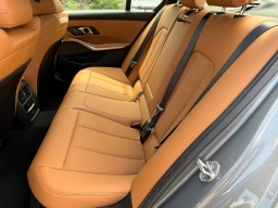 BMW 3 Series 330i NA Sedan 2026