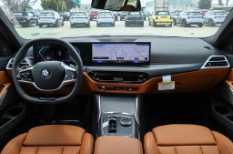 BMW 3 Series 330i NA Sedan 2026