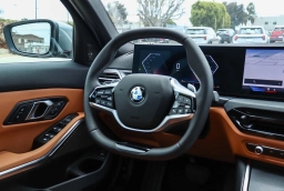 BMW 3 Series 330i NA Sedan 2026