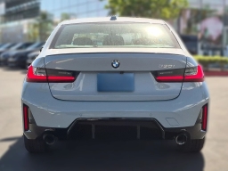 BMW 3 Series 330i NA Sedan 2026