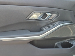 BMW 3 Series 330i NA Sedan 2026