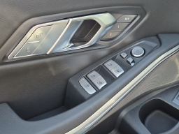 BMW 3 Series 330i NA Sedan 2026