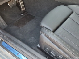 BMW 3 Series 330i NA Sedan 2026