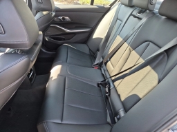 BMW 3 Series 330i NA Sedan 2026