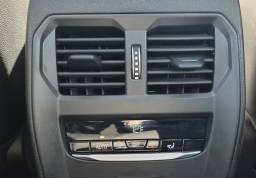 BMW 3 Series 330i NA Sedan 2026