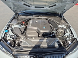 BMW 3 Series 330i NA Sedan 2026