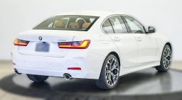BMW 3 Series 330i NA Sedan 2026