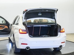 BMW 3 Series 330i NA Sedan 2026
