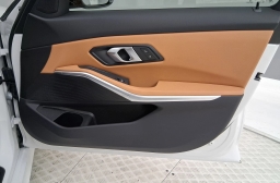 BMW 3 Series 330i NA Sedan 2026