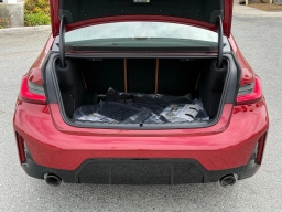 BMW 3 Series 330i NA Sedan 2026