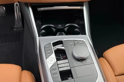 BMW 3 Series 330i NA Sedan 2026