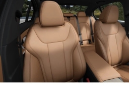 BMW 3 Series 330i NA Sedan 2026