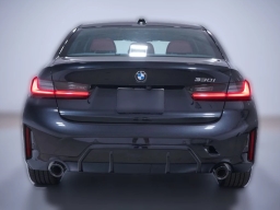 BMW 3 Series 330i NA Sedan 2026