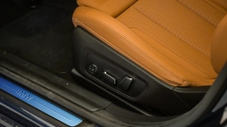 BMW 3 Series 330i NA Sedan 2026