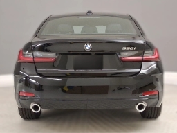 BMW 3 Series 330i NA Sedan 2026