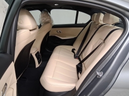 BMW 3 Series 330i NA Sedan 2026
