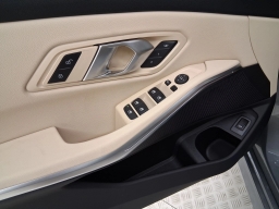 BMW 3 Series 330i NA Sedan 2026