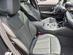 BMW 3 Series 330i NA Sedan 2026