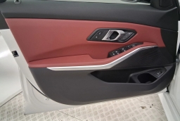 BMW 3 Series 330i NA Sedan 2026