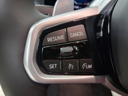 BMW 3 Series 330i NA Sedan 2026