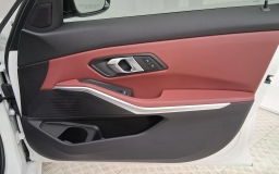 BMW 3 Series 330i NA Sedan 2026
