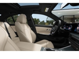 BMW 3 Series 330i NA Sedan 2026