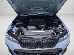BMW 3 Series 330i NA xDrive Sedan 2026