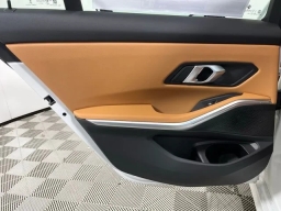BMW 3 Series 330i NA xDrive Sedan 2026