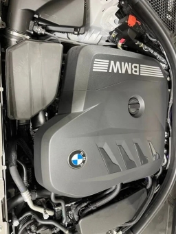 BMW 3 Series 330i NA xDrive Sedan 2026