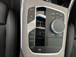 BMW 3 Series 330i NA xDrive Sedan 2026