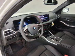 BMW 3 Series 330i NA xDrive Sedan 2026