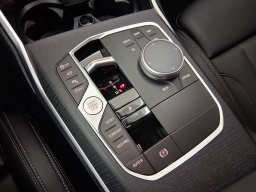 BMW 3 Series 330i NA xDrive Sedan 2026