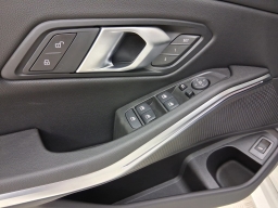 BMW 3 Series 330i NA xDrive Sedan 2026