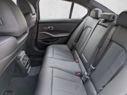 BMW 3 Series 330i NA xDrive Sedan 2026