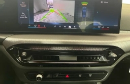 BMW 3 Series 330i NA xDrive Sedan 2026