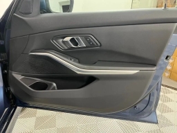 BMW 3 Series 330i NA xDrive Sedan 2026