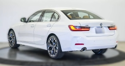 BMW 3 Series 330i NA xDrive Sedan 2026