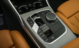 BMW 3 Series 330i NA xDrive Sedan 2026