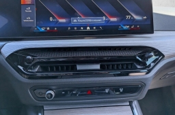 BMW 3 Series 330i NA xDrive Sedan 2026
