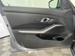 BMW 3 Series 330i NA xDrive Sedan 2026