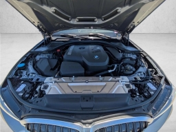 BMW 3 Series 330i NA xDrive Sedan 2026