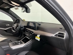 BMW 3 Series 330i NA xDrive Sedan 2026