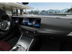 BMW 3 Series 330i NA xDrive Sedan 2026