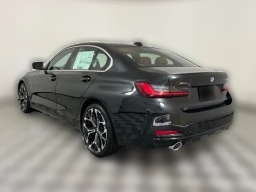 BMW 3 Series 330i NA xDrive Sedan 2026