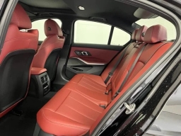 BMW 3 Series 330i NA xDrive Sedan 2026