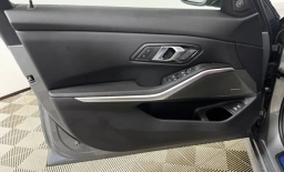 BMW 3 Series 330i NA xDrive Sedan 2026