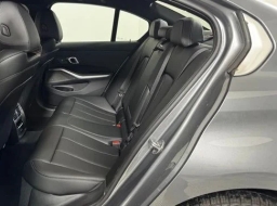 BMW 3 Series 330i NA xDrive Sedan 2026